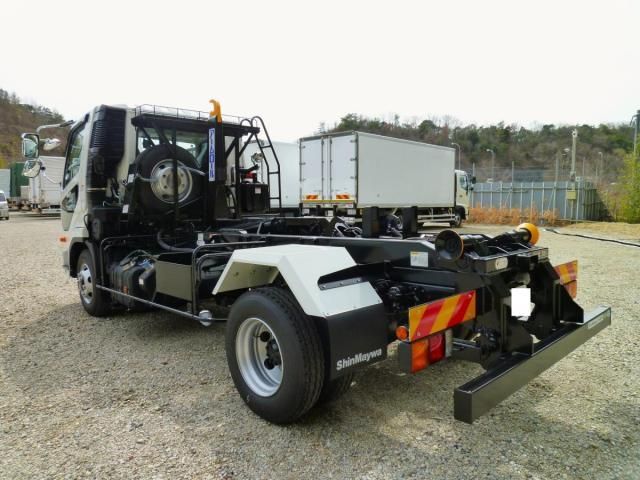 MITSUBISHI FUSOU FIGHTER 2025 Image 31