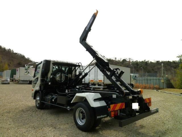 MITSUBISHI FUSOU FIGHTER 2025 Image 31