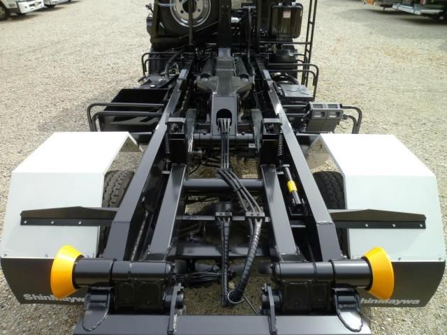 MITSUBISHI FUSOU FIGHTER 2025 Image 31