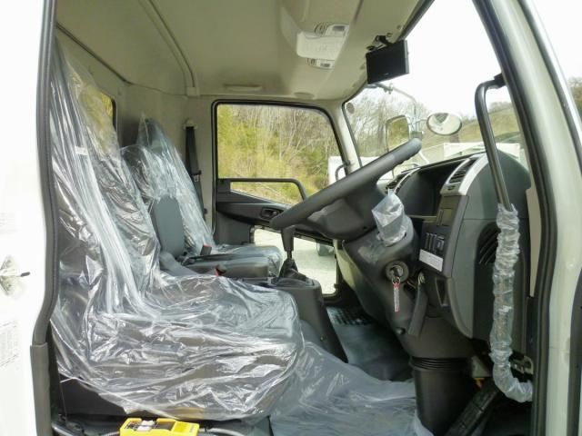 MITSUBISHI FUSOU FIGHTER 2025 Image 31