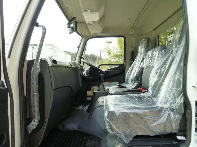 MITSUBISHI FUSOU FIGHTER 2025 Image 31