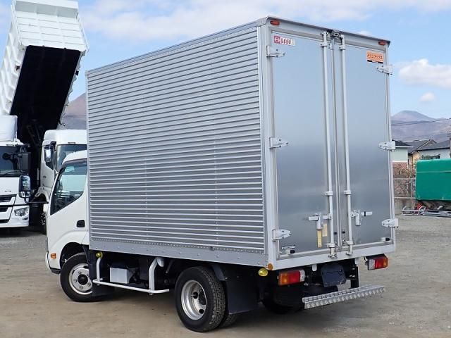 HINO DUTRO 2020 Image 31