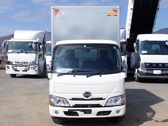 HINO DUTRO 2020 Image 31