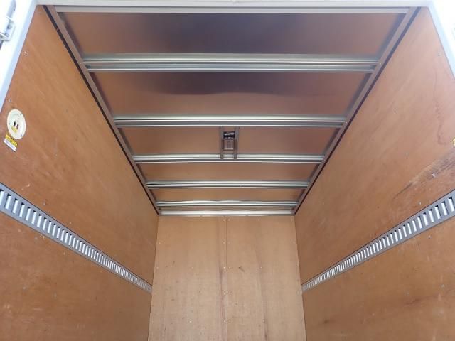 HINO DUTRO 2020 Image 31