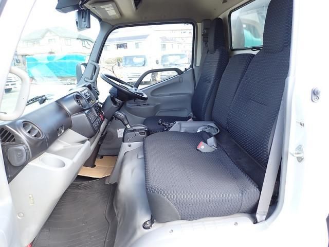 HINO DUTRO 2020 Image 31