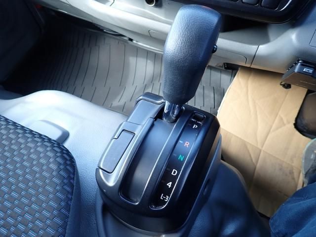 HINO DUTRO 2020 Image 31