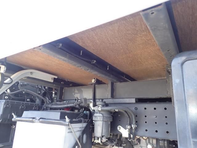 HINO DUTRO 2020 Image 31