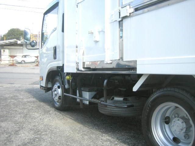 ISUZU ELF 2017 Image 31