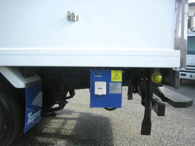 ISUZU ELF 2017 Image 31