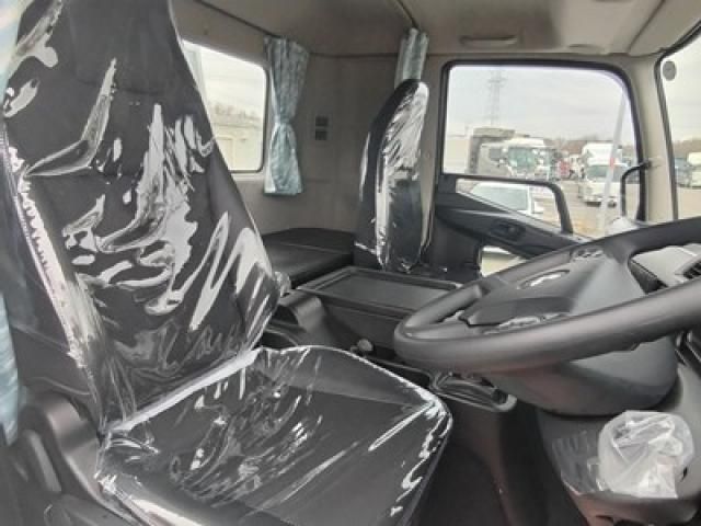 MITSUBISHI FUSOU FIGHTER 2025 Image 31