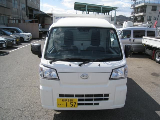 DAIHATSU HIJET 2022 Image 31