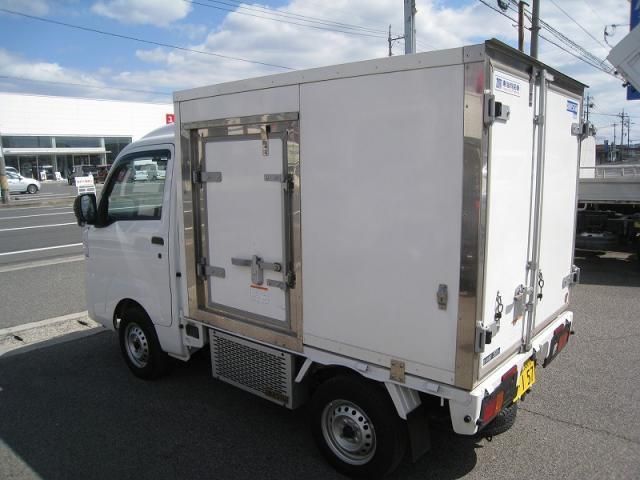 DAIHATSU HIJET 2022 Image 31