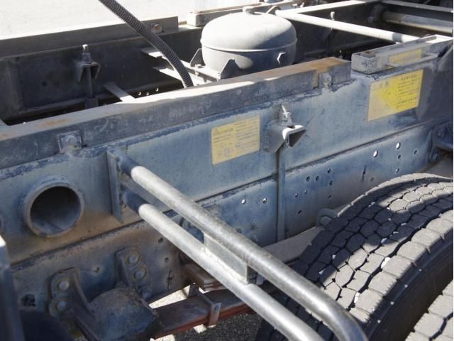 ISUZU FORWARD 2012 Image 31