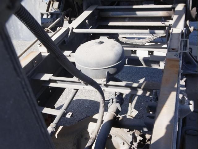 ISUZU FORWARD 2012 Image 31