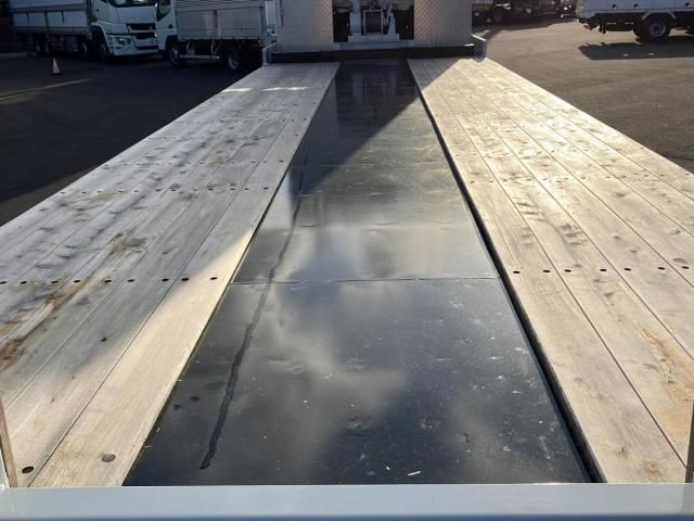 MITSUBISHI FUSOU SUPER GREAT 2025 Image 31