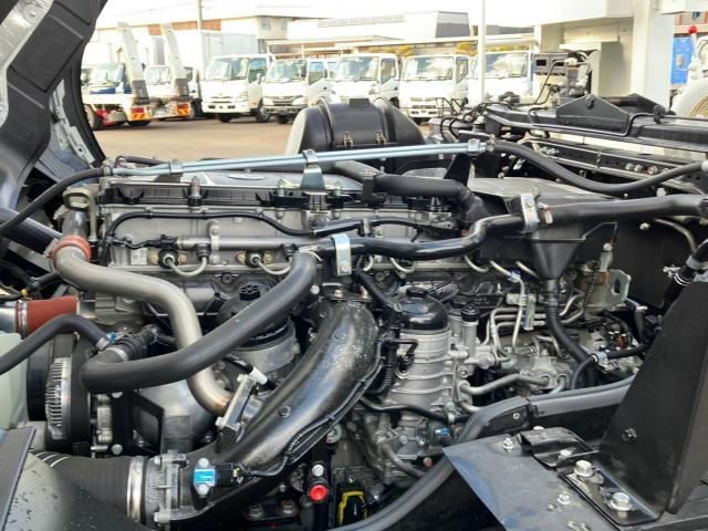 MITSUBISHI FUSOU SUPER GREAT 2025 Image 31