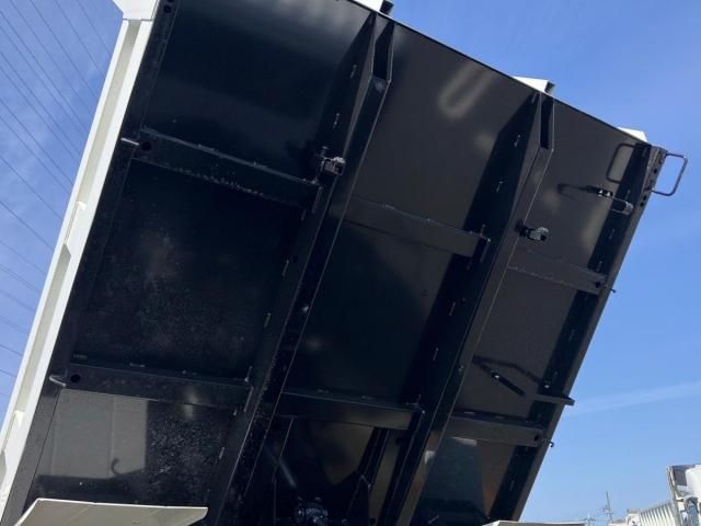 MITSUBISHI FUSOU FIGHTER 2025 Image 31