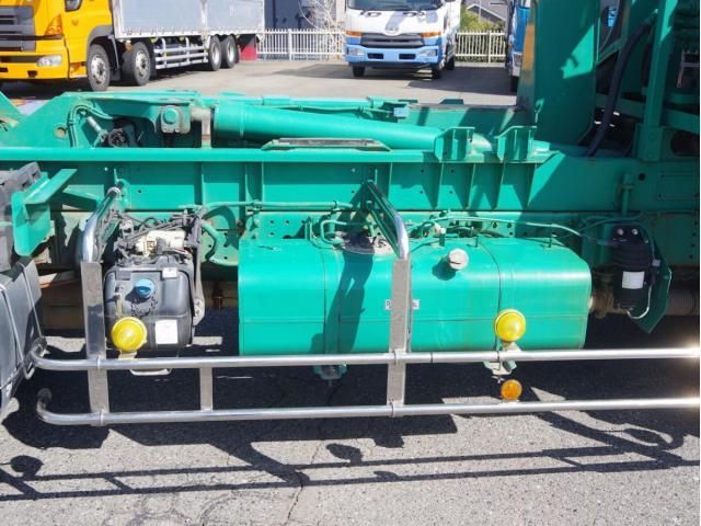 MITSUBISHI CANTER 2018 Image 31