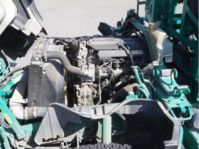 MITSUBISHI CANTER 2018 Image 31