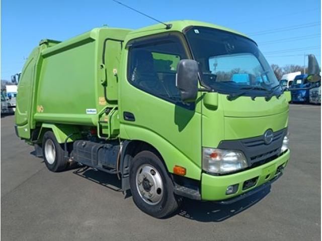 HINO DUTRO 2015 Image 31