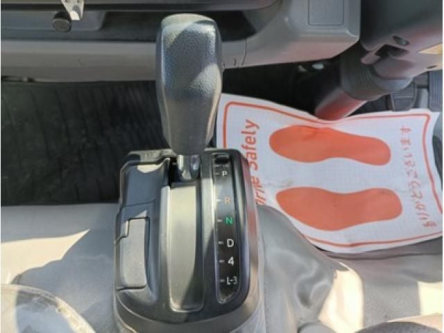 HINO DUTRO 2015 Image 31