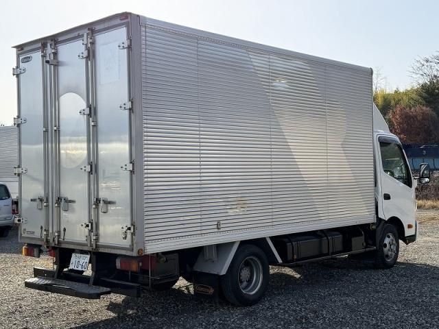 HINO DUTRO 2016 Image 31