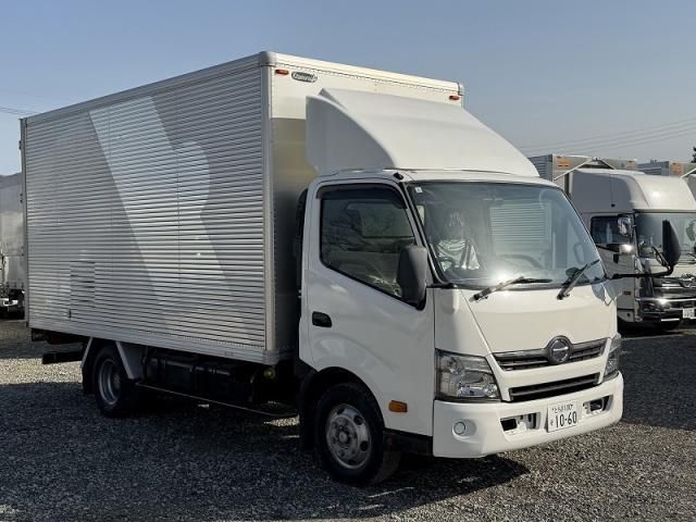 HINO DUTRO 2016 Image 31