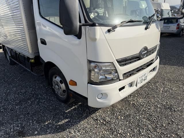 HINO DUTRO 2016 Image 31