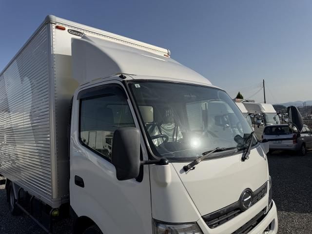 HINO DUTRO 2016 Image 31