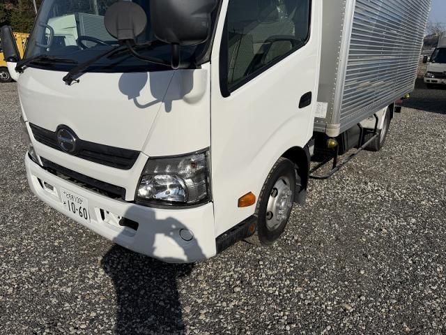 HINO DUTRO 2016 Image 31