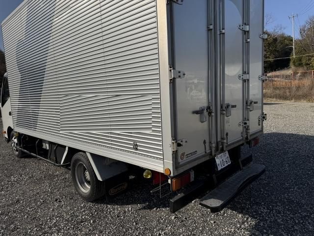 HINO DUTRO 2016 Image 31