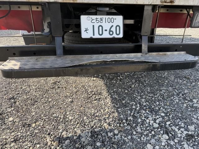 HINO DUTRO 2016 Image 31