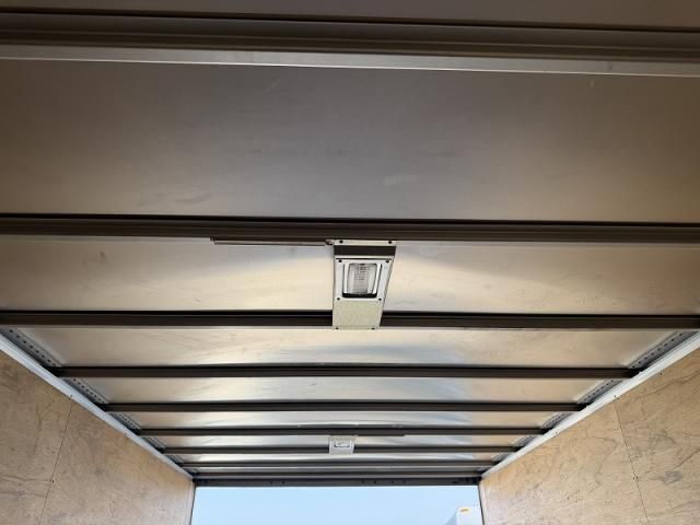 HINO DUTRO 2016 Image 31