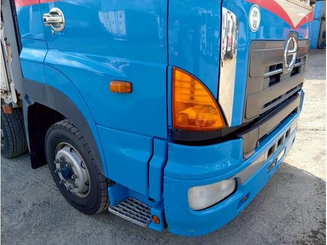 HINO PROFIA 2013 Image 31