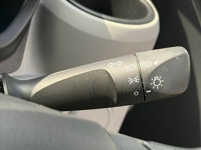 DAIHATSU MIRA E:S 2021 Image 31