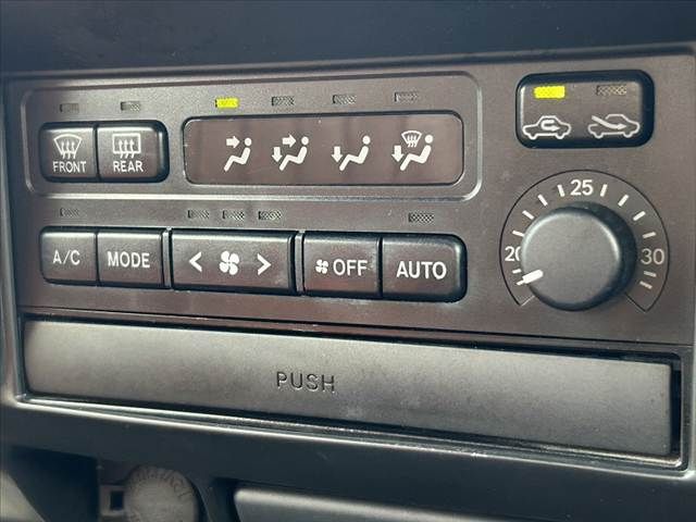 TOYOTA LANDCRUISER PRADO 2001 Image 31