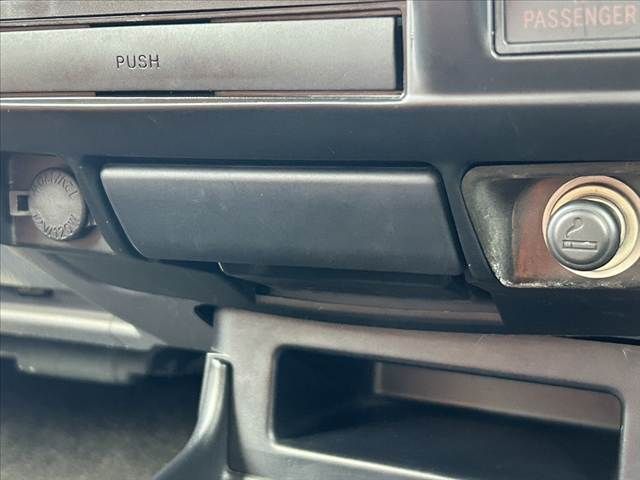 TOYOTA LANDCRUISER PRADO 2001 Image 31