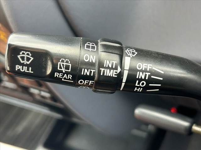 TOYOTA LANDCRUISER PRADO 2001 Image 31