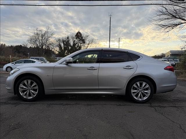 NISSAN FUGA 2010 Image 31