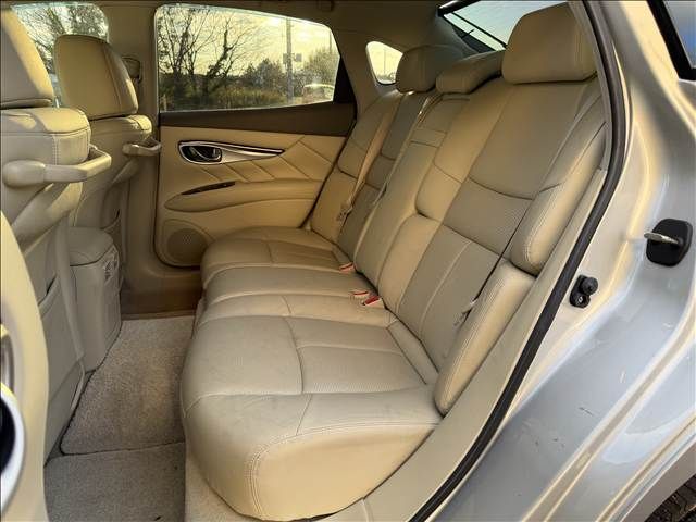 NISSAN FUGA 2010 Image 31