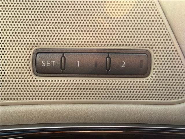 NISSAN FUGA 2010 Image 31