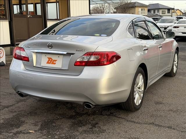 NISSAN FUGA 2010 Image 31