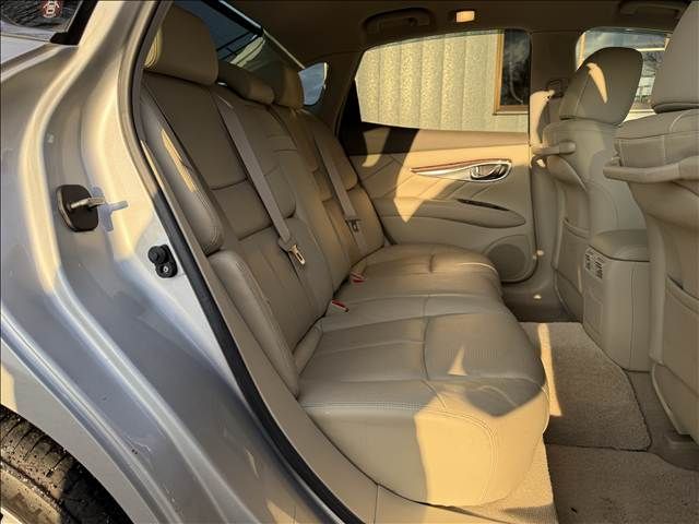 NISSAN FUGA 2010 Image 31