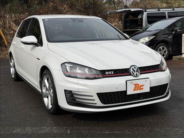 VOLKSWAGEN GOLF GTI 2015 Image 31