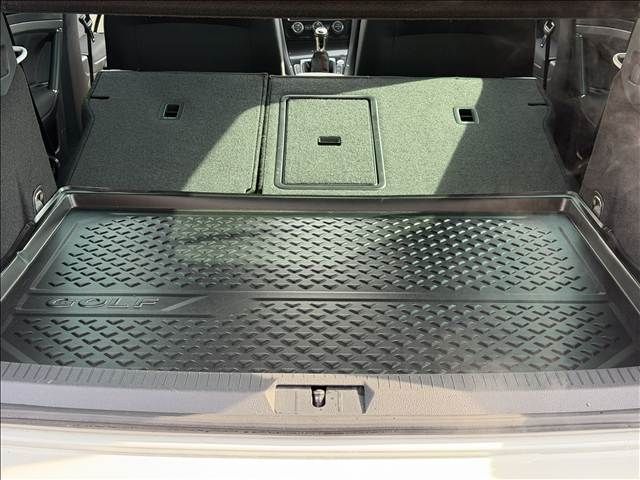 VOLKSWAGEN GOLF GTI 2015 Image 31