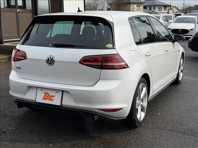 VOLKSWAGEN GOLF GTI 2015 Image 31