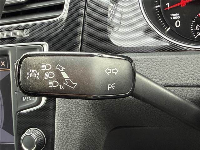 VOLKSWAGEN GOLF GTI 2015 Image 31