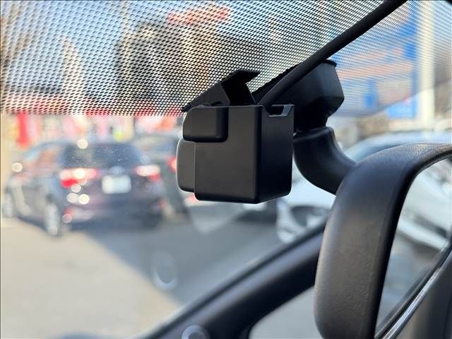 TOYOTA VOXY 2014 Image 31