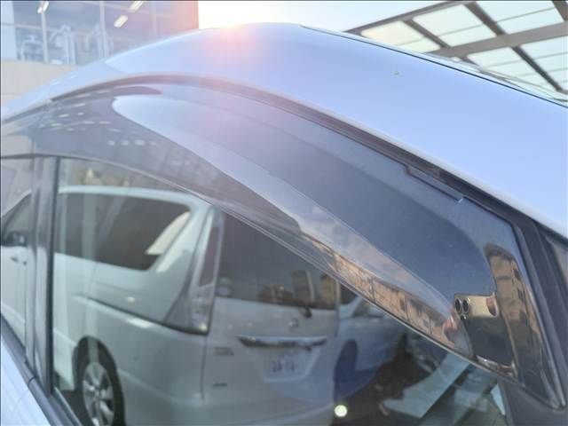 TOYOTA VOXY 2014 Image 31