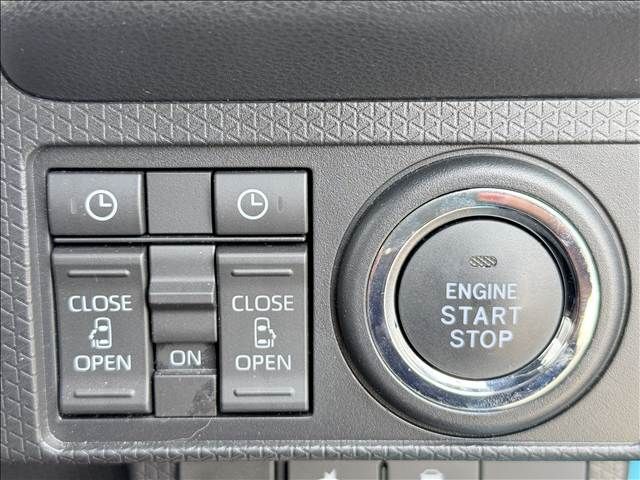 DAIHATSU TANTO CUSTOM 4WD 2023 Image 31